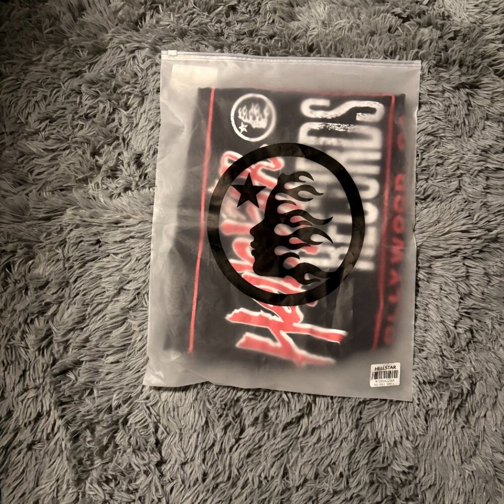 Hellstar tee - Picture 3 of 3